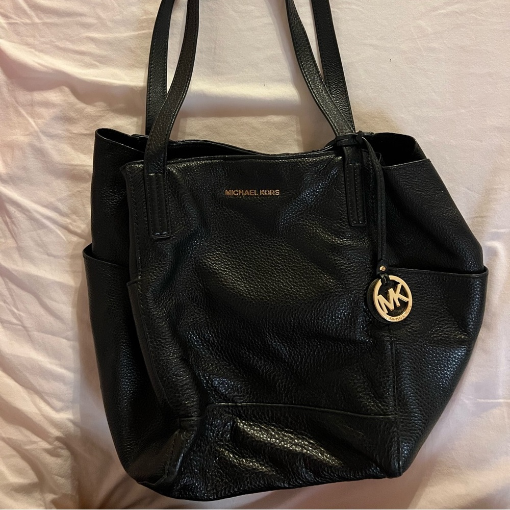 Purse - Picture 2 of 5